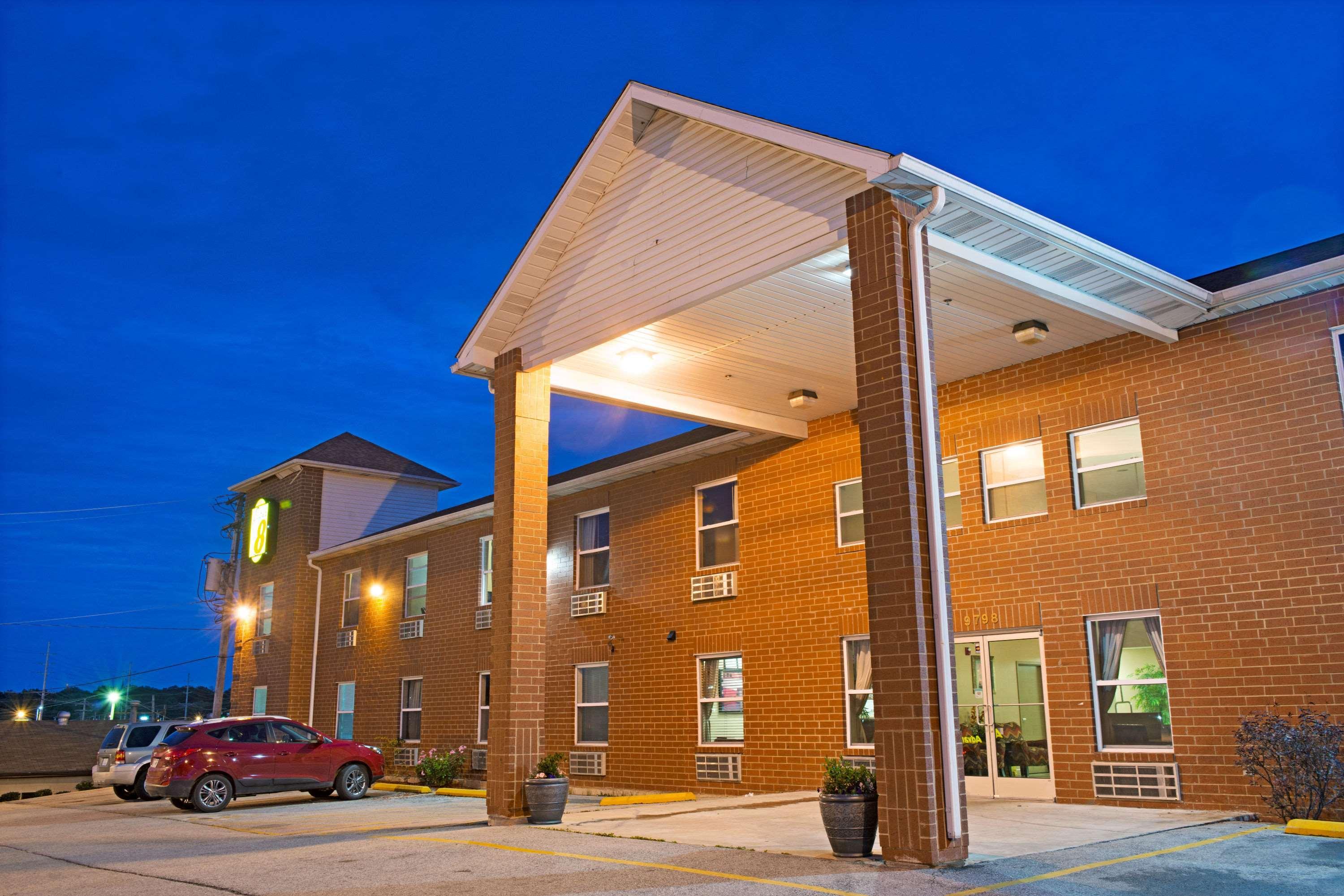 Hotel Super 8 By Wyndham St. Louis Airport Woodson Terrace Esterno foto