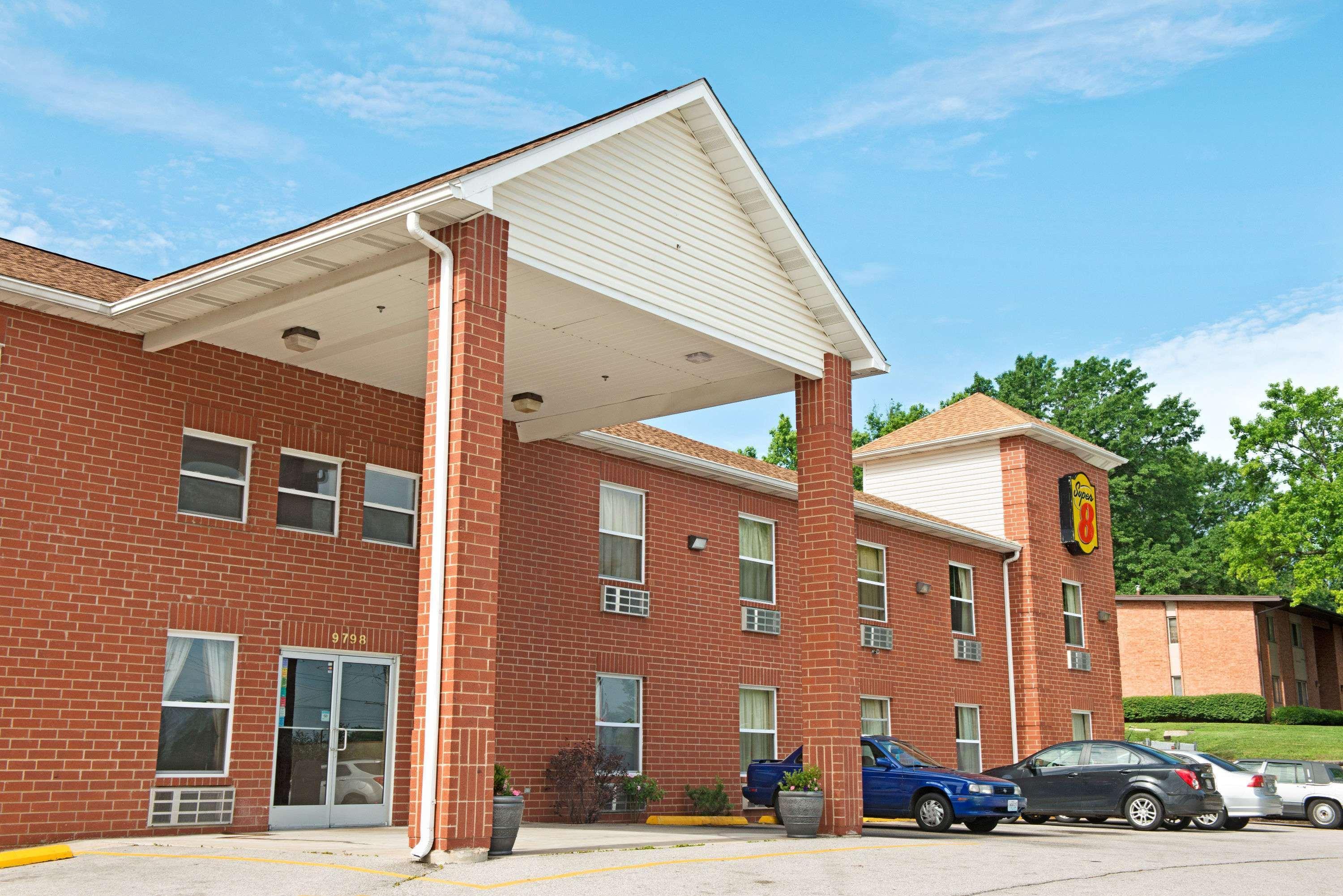 Hotel Super 8 By Wyndham St. Louis Airport Woodson Terrace Esterno foto