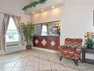 Hotel Super 8 By Wyndham St. Louis Airport Woodson Terrace Esterno foto